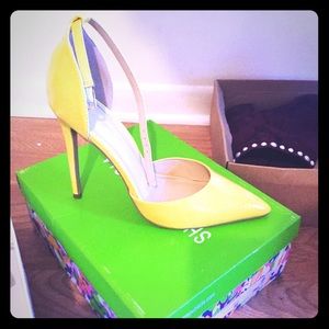 Yellow high heels